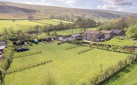 Wharfe Camp Glamping